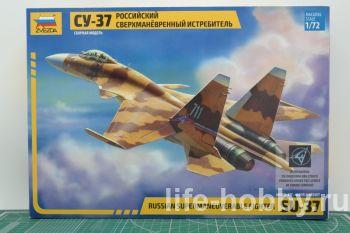 7241    -37 / Russian supermaneuverable fighter Su-37