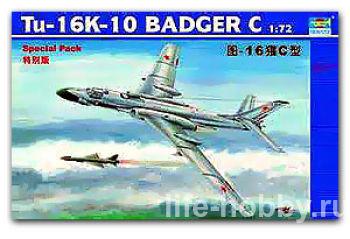 01613 TU-16K-10 Badger C