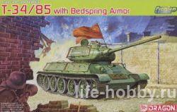 6266 Советский средний танк Т-34/85 с экранами / T-34/85 with Bedspring Armor