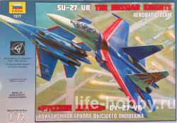 7277       -27  / Aerobatic team "The Russian Knights" Su-27 UB 